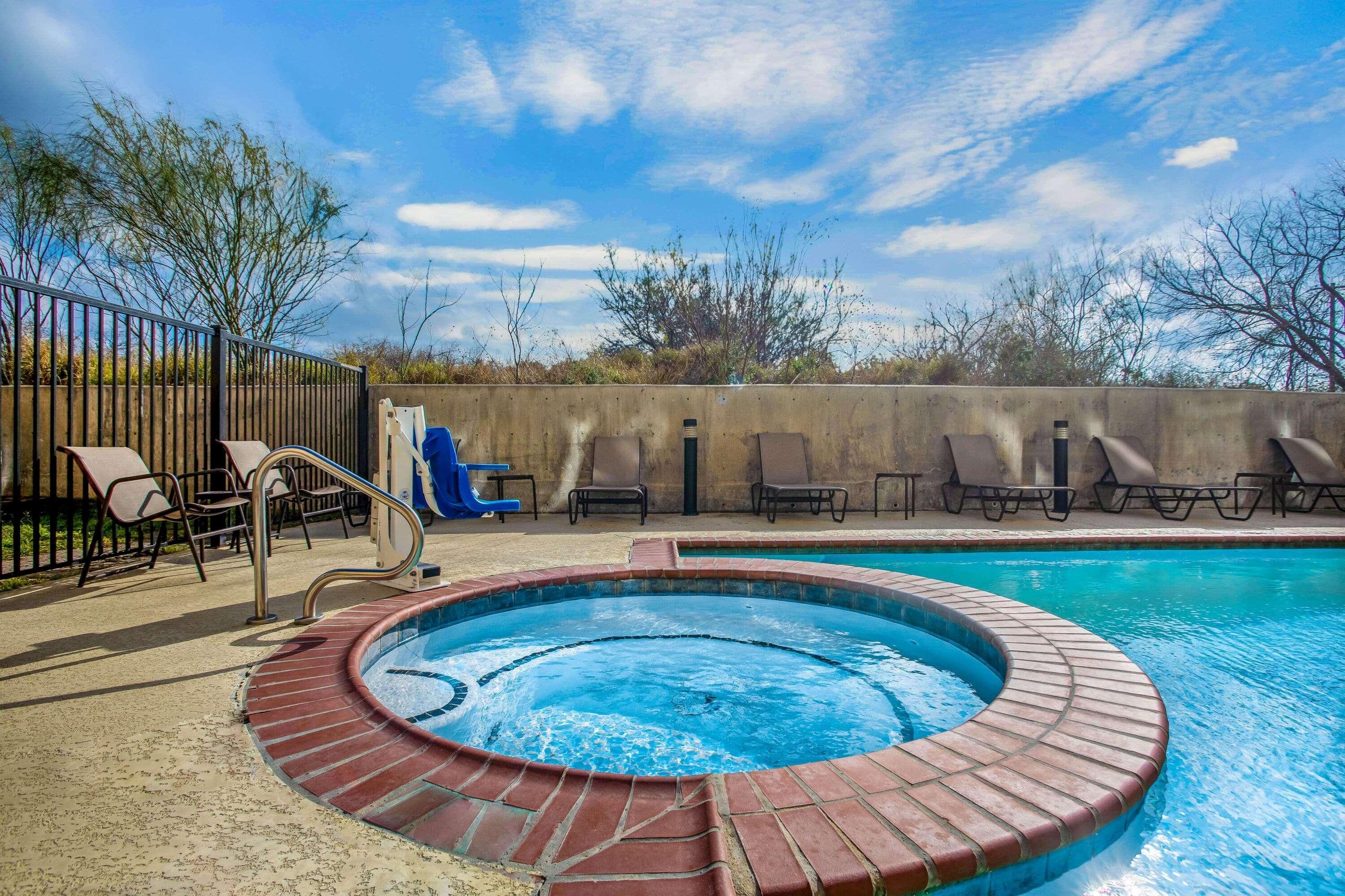 La Quinta By Wyndham Karnes City - Kenedy Exterior foto